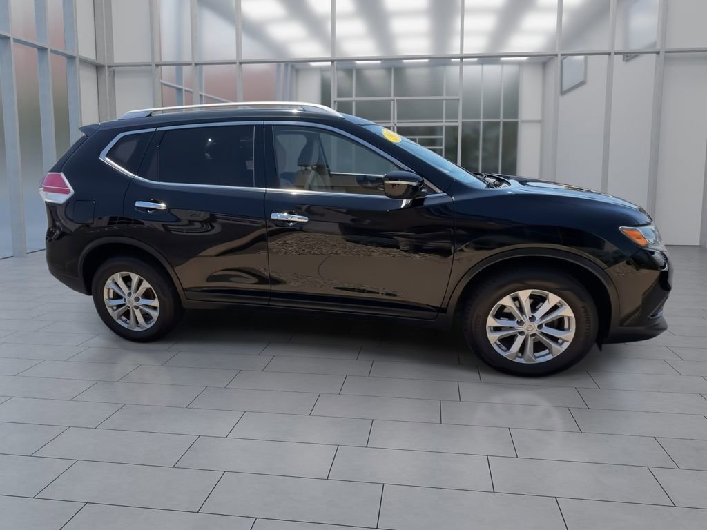 Used 2015 Nissan Rogue SV FWD image 9