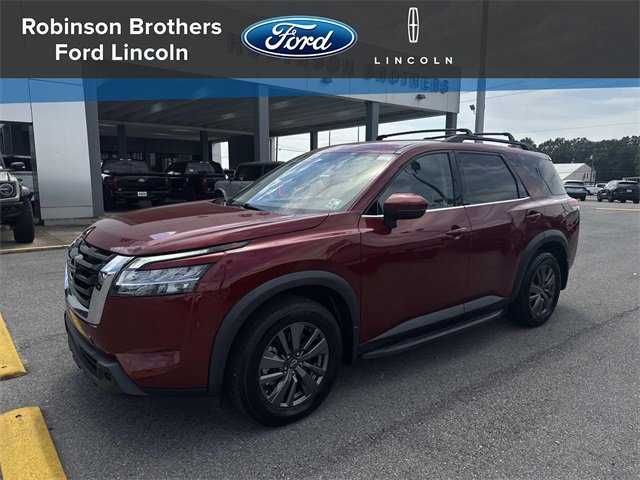 Used 2022 Nissan Pathfinder SV video 1