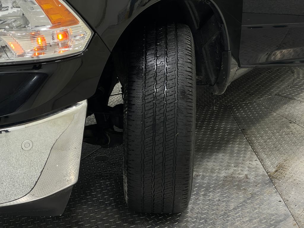 Used 2017 RAM 1500 Big Horn image 34