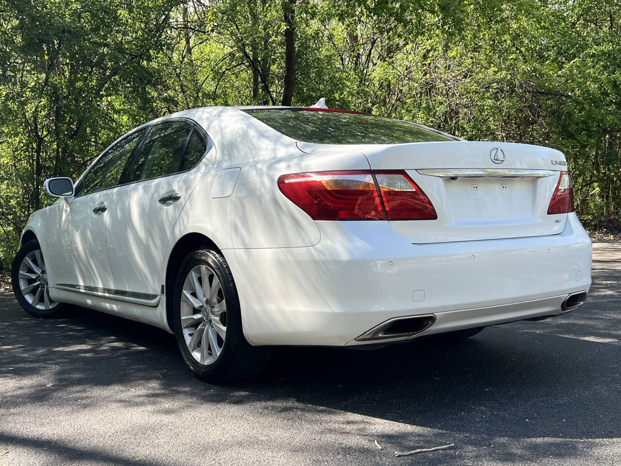 Used 2012 Lexus LS 460 AWD w/ Luxury Value Edition image 4