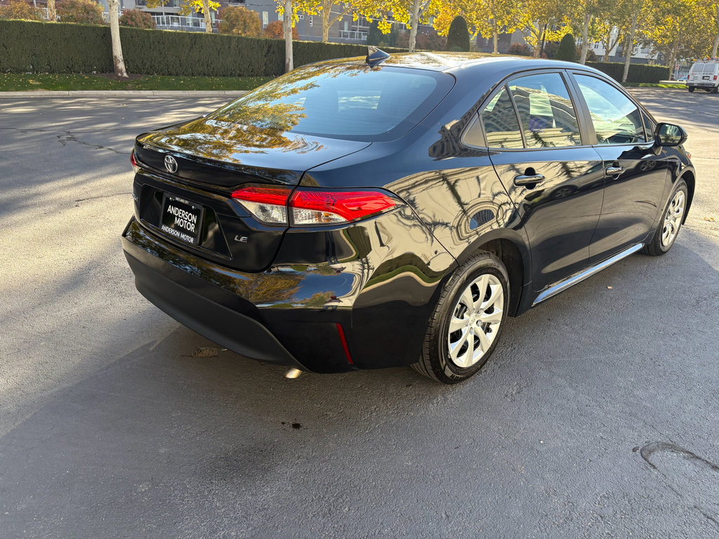 Used 2024 Toyota Corolla LE image 7