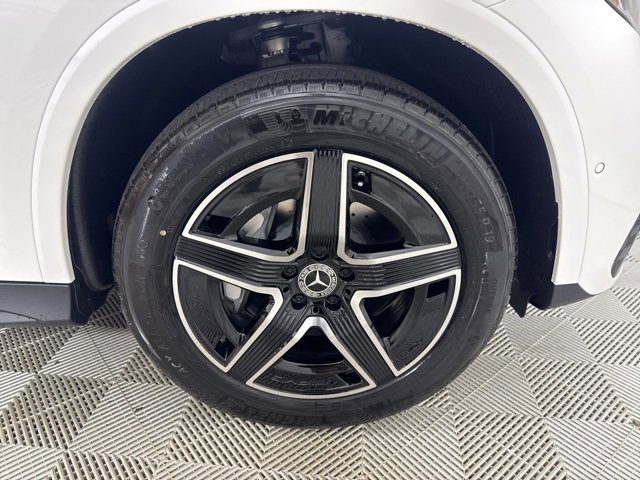 New 2026 Mercedes-Benz GLC 300 4MATIC image 9
