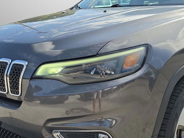 Used 2021 Jeep Cherokee Limited w/ Elite Package AWD/4WD image 40