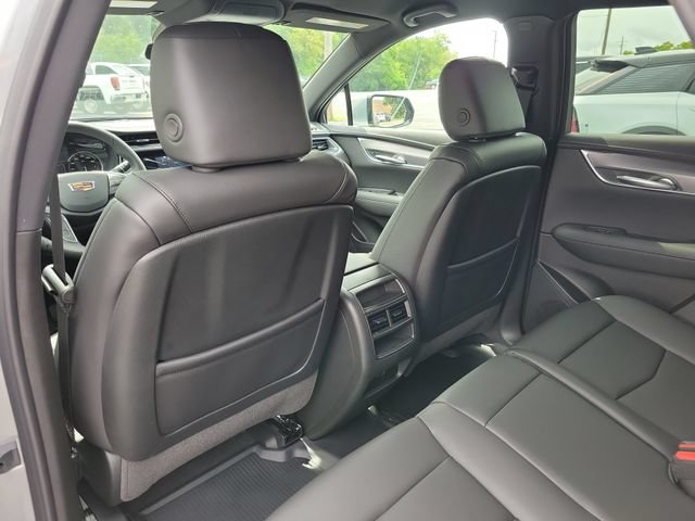 New 2026 Cadillac XT5 Luxury w/ LPO, Floor Liner Package AWD/4WD image 24