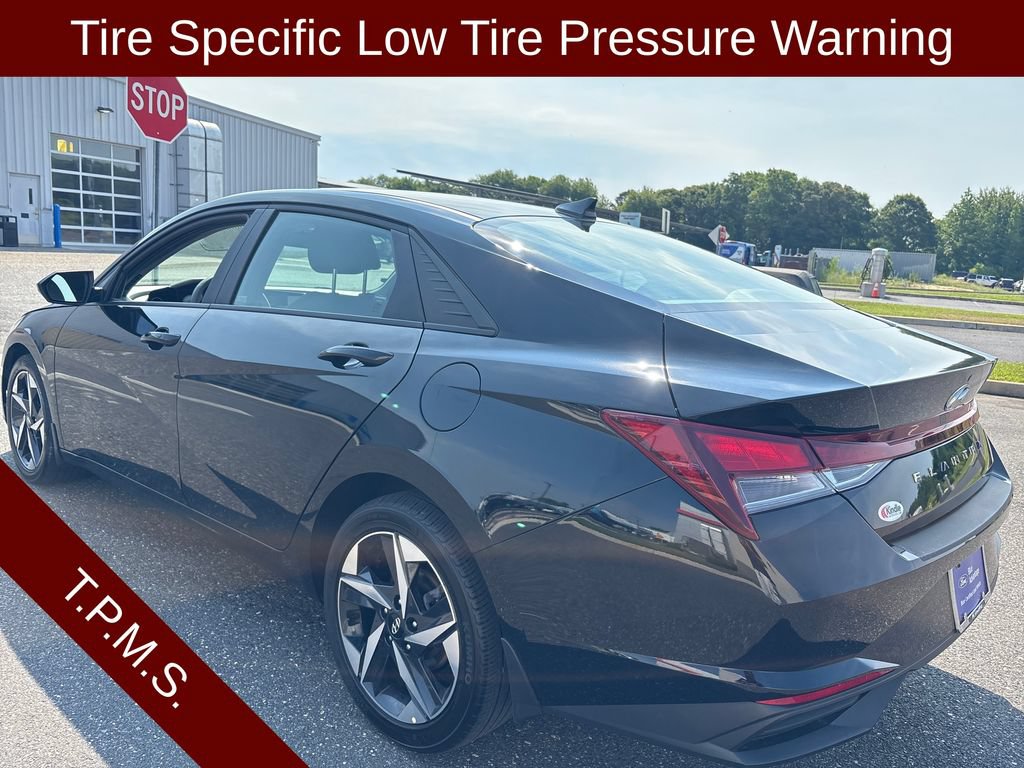 Used 2023 Hyundai Elantra SEL w/ Convenience Package FWD image 28