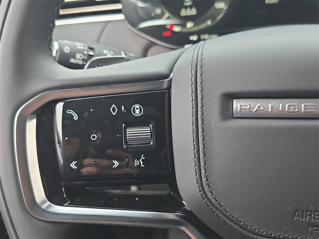 New 2026 Land Rover Range Rover Sport SE image 18