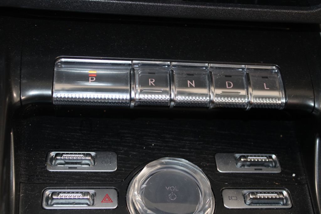 Used 2024 Lincoln Nautilus Reserve image 31