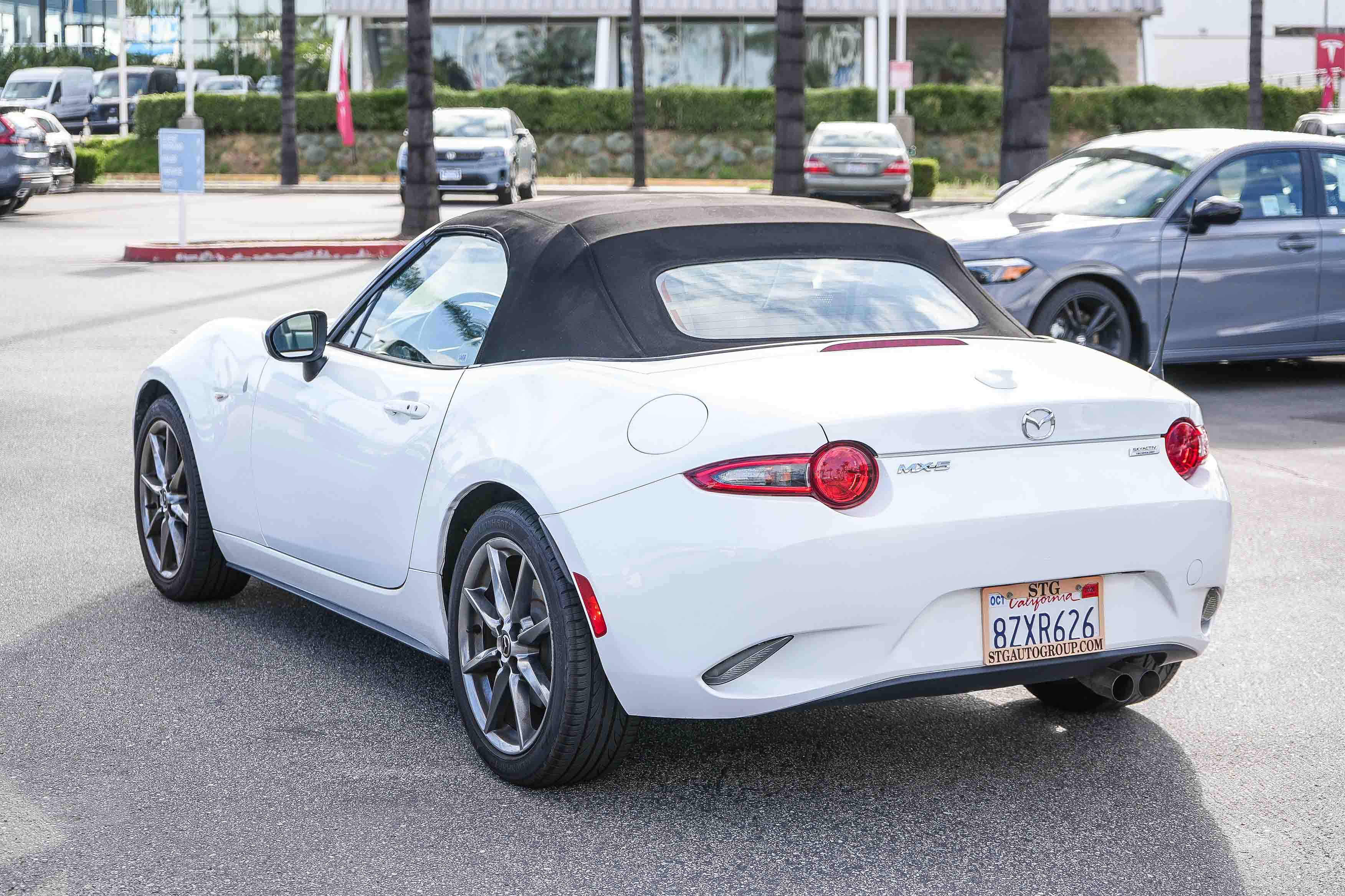 Used 2016 MAZDA MX-5 Miata Grand Touring image 9
