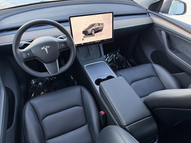 Used 2023 Tesla Model Y Long Range image 6