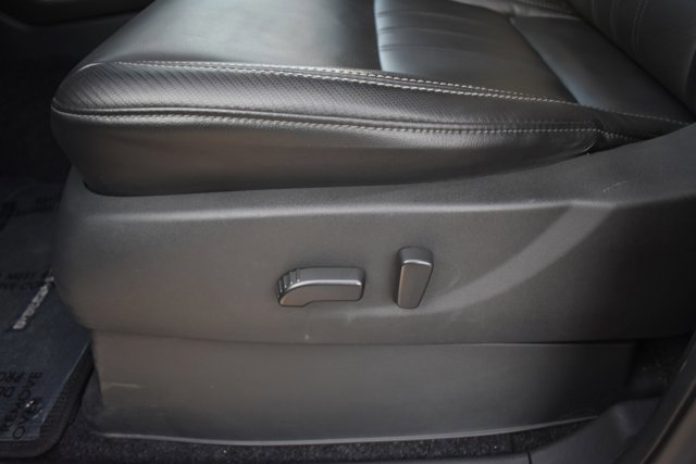 Used 2024 Nissan Frontier SL w/ Technology Package image 14