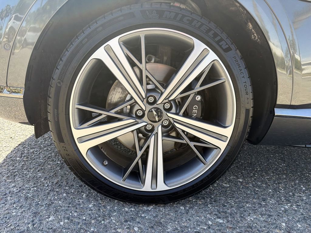Used 2025 Genesis GV80 3.5T e-SC image 19