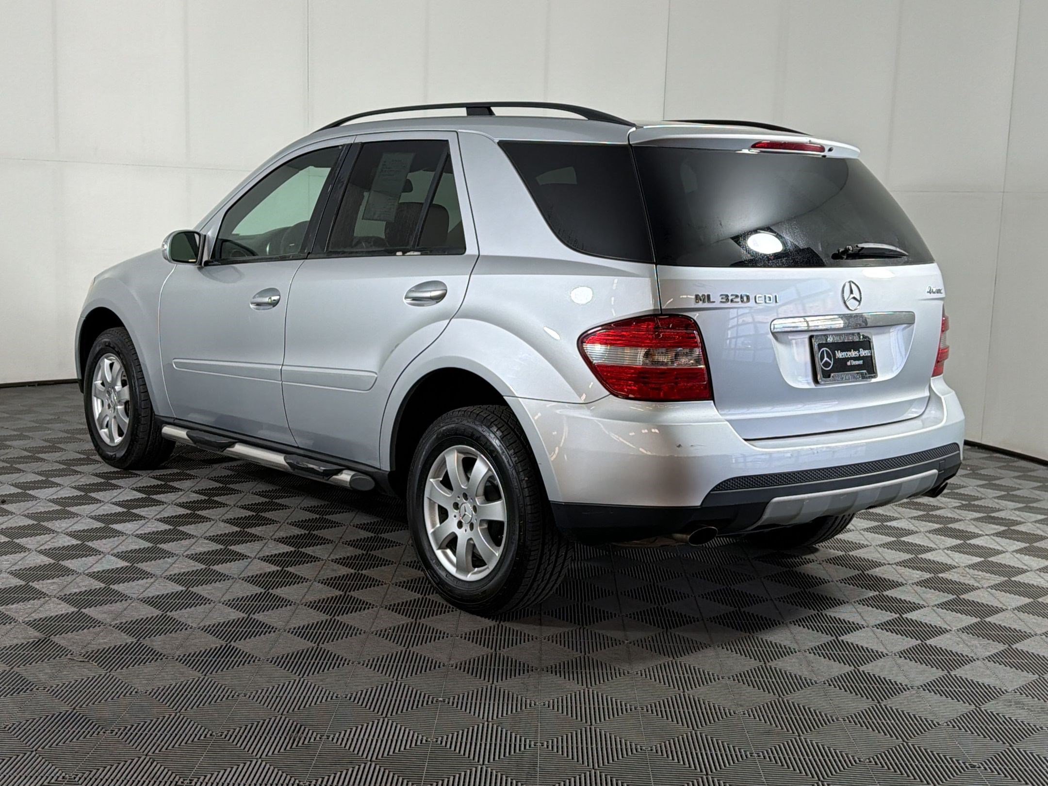 Used 2007 Mercedes-Benz ML 320 4MATIC image 3