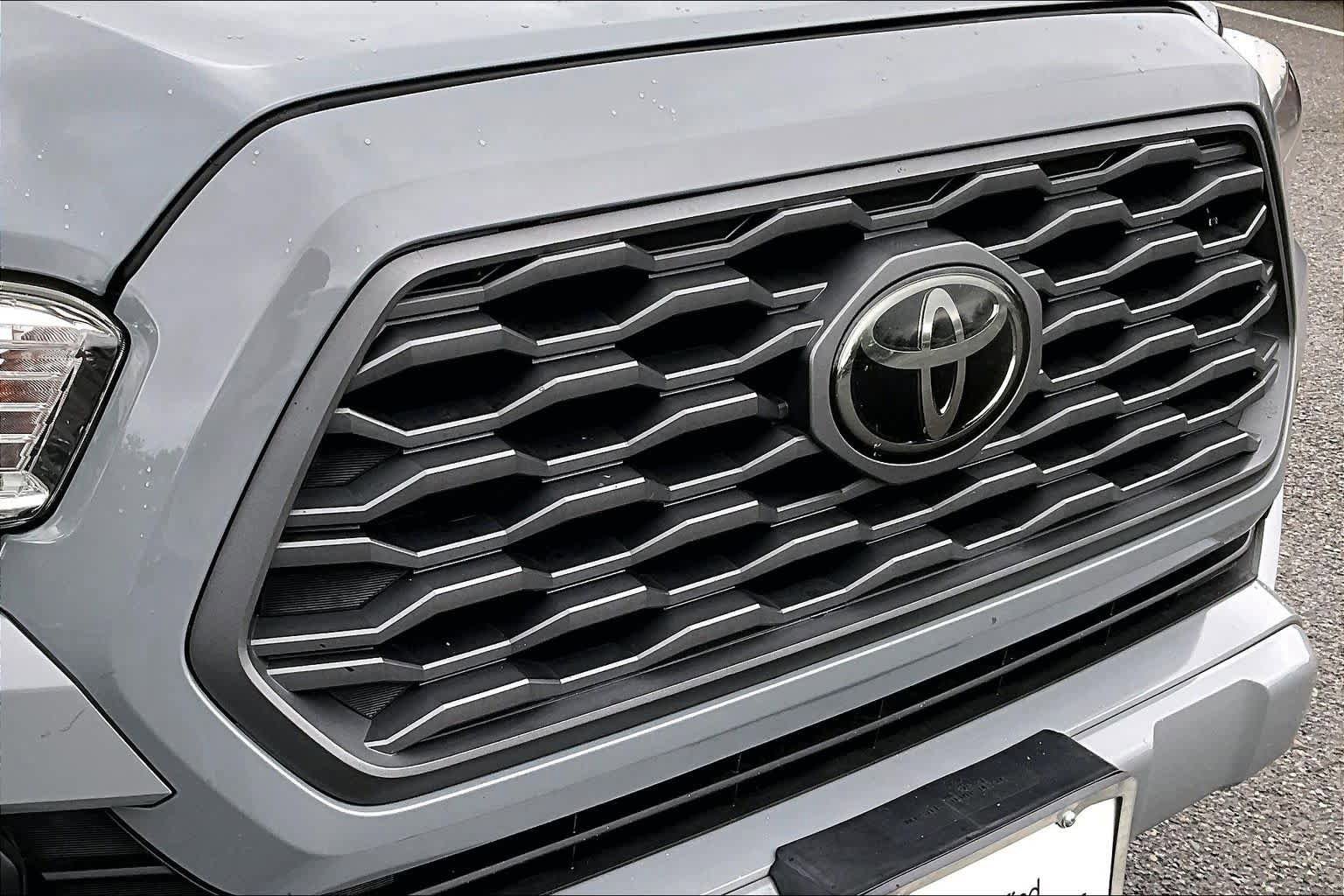 Certified 2021 Toyota Tacoma TRD Sport w/ Technology Package AWD/4WD image 29