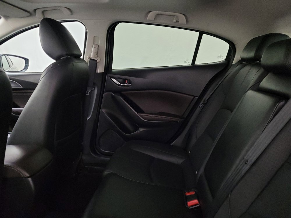 Used 2018 MAZDA MAZDA3 Grand Touring FWD image 18