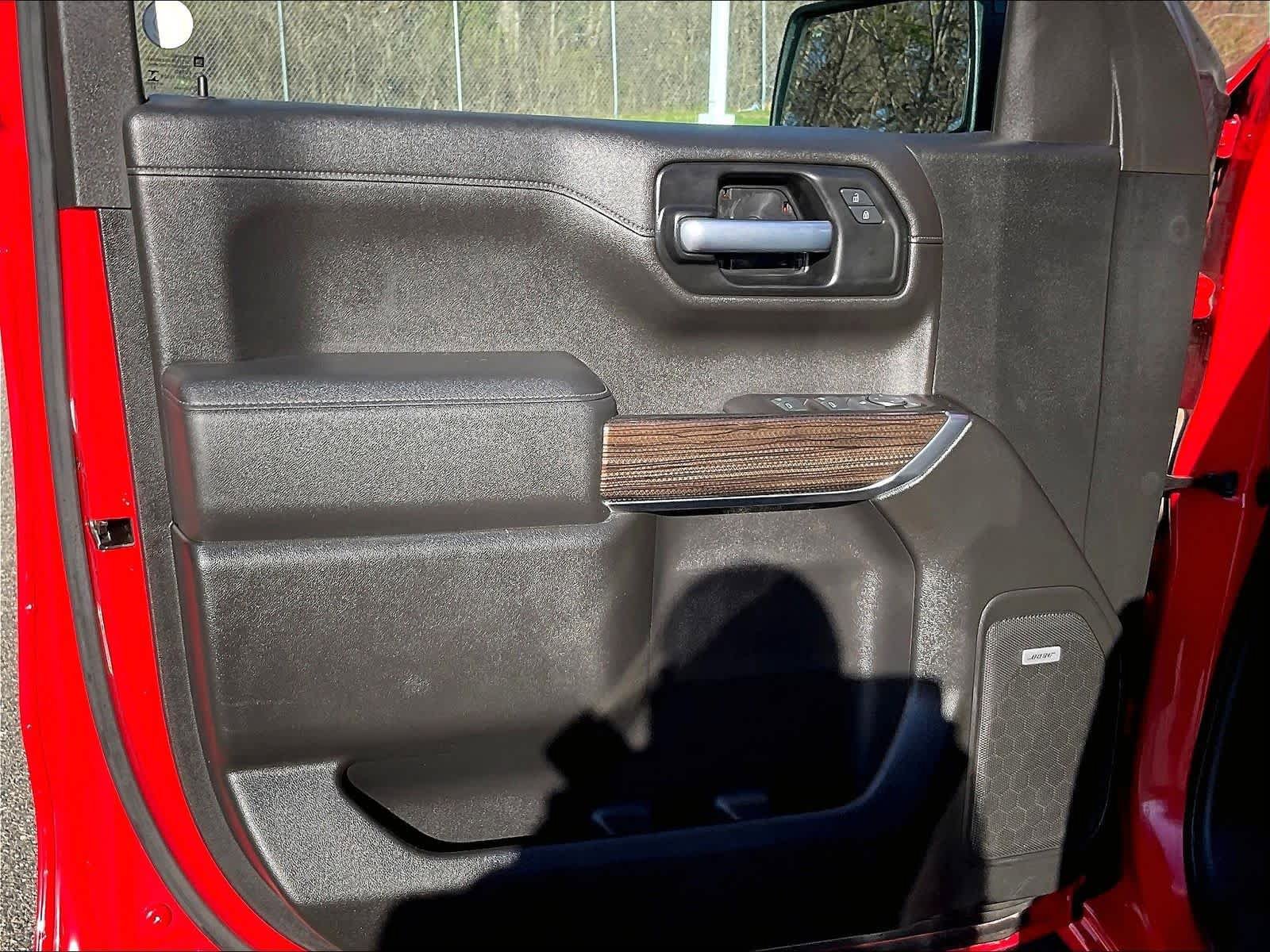 Used 2021 Chevrolet Silverado 1500 LT Trail Boss w/ Convenience Package II AWD/4WD image 9
