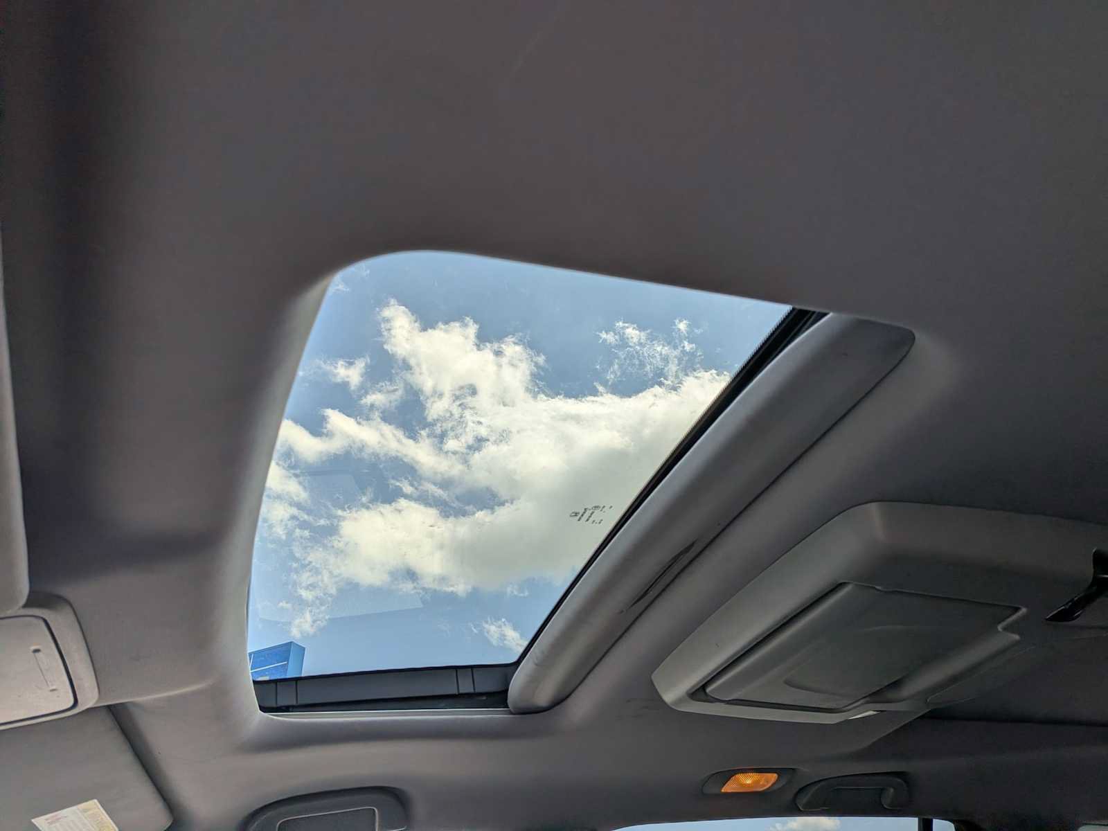 Used 2020 Honda Pilot Elite image 17