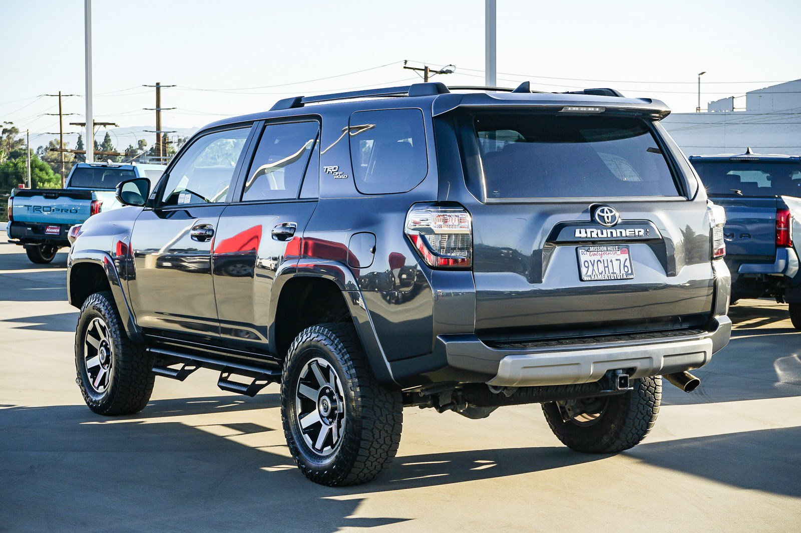 Certified 2021 Toyota 4Runner TRD Off-Road Premium w/ Moonroof Package AWD/4WD image 5