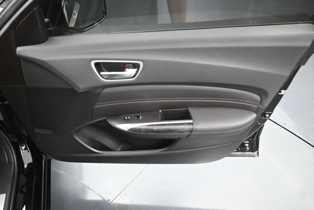 Used 2019 Acura TLX FWD image 37