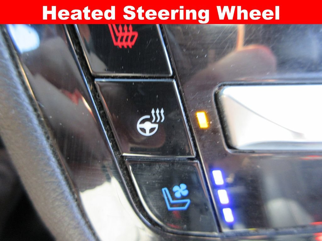 Used 2022 Ford Explorer Limited w/ Equipment Group 301A AWD/4WD image 35