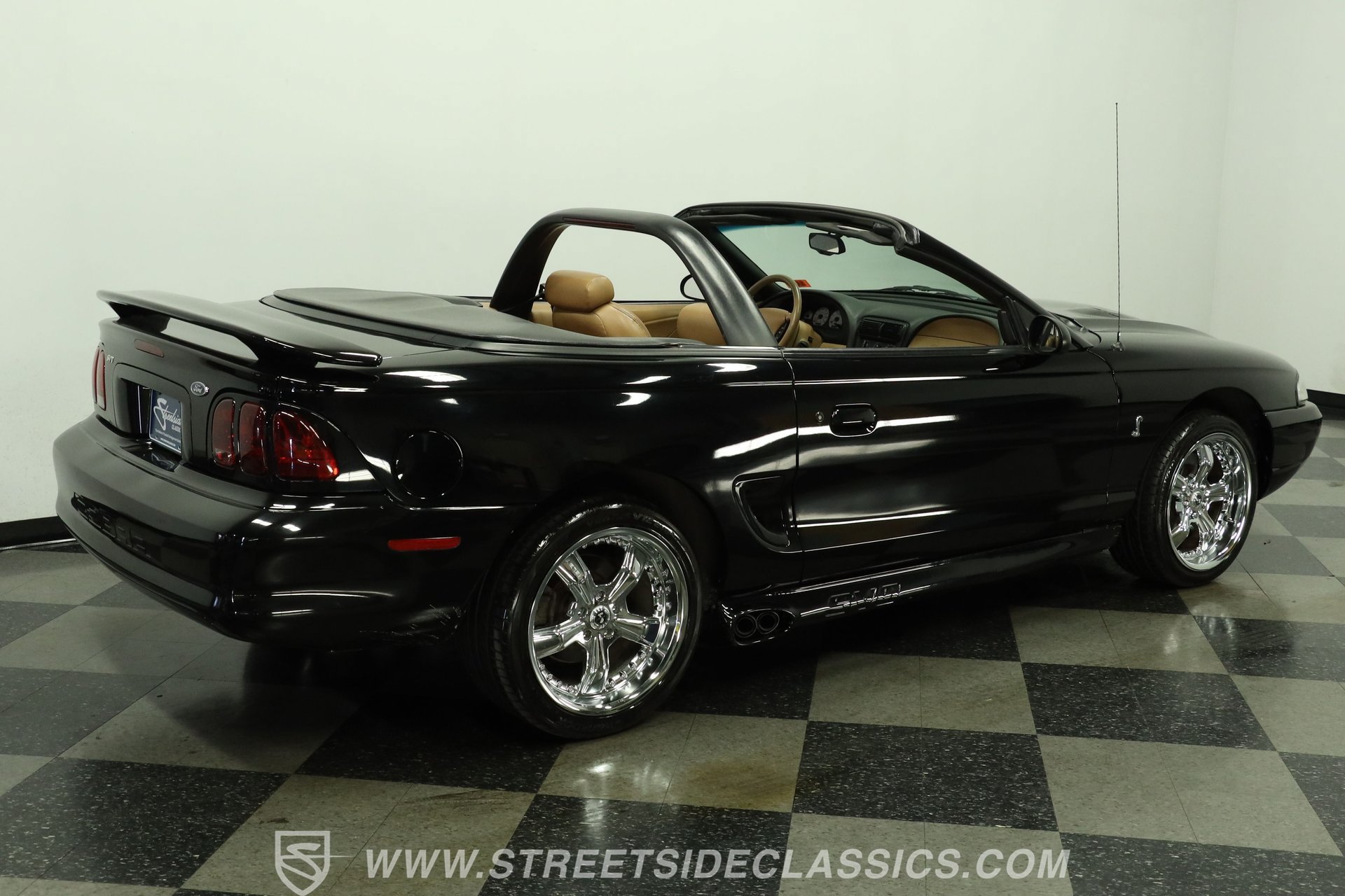 Used 1998 Ford Mustang Cobra RWD image 12