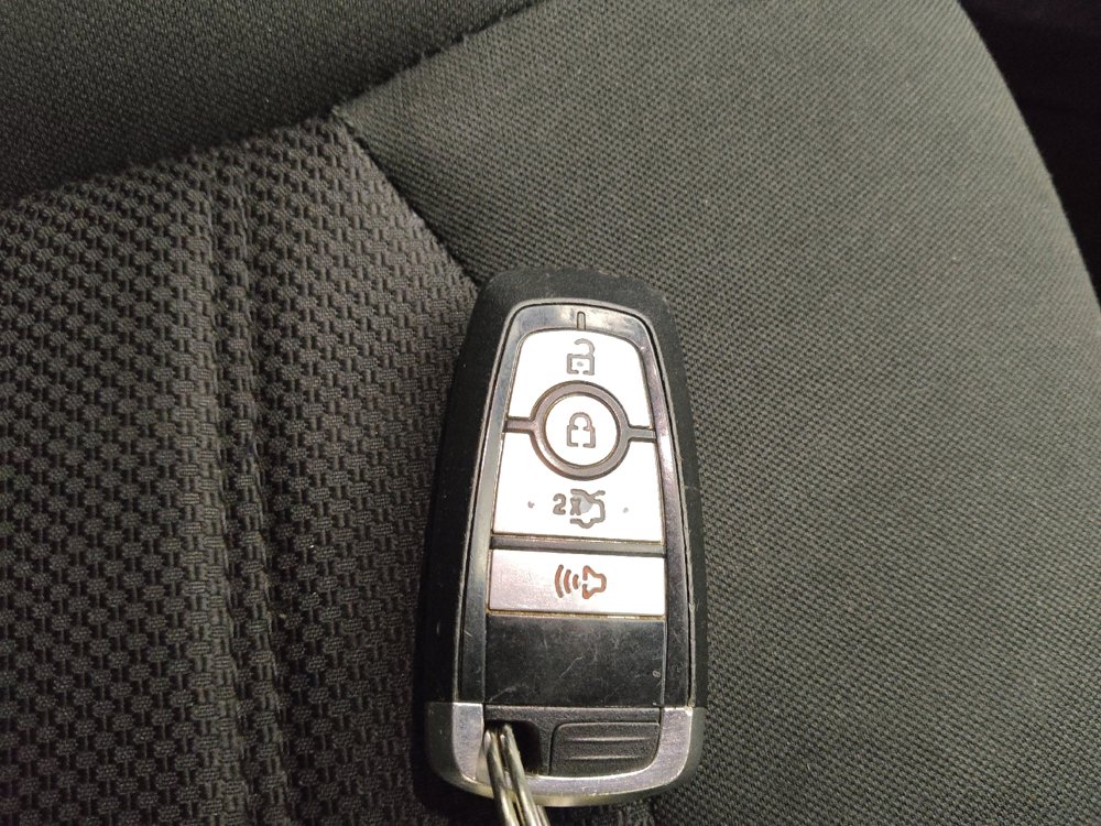 Used 2019 Ford Fusion SE image 32