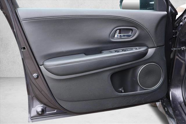 Used 2016 Honda HR-V EX-L image 12