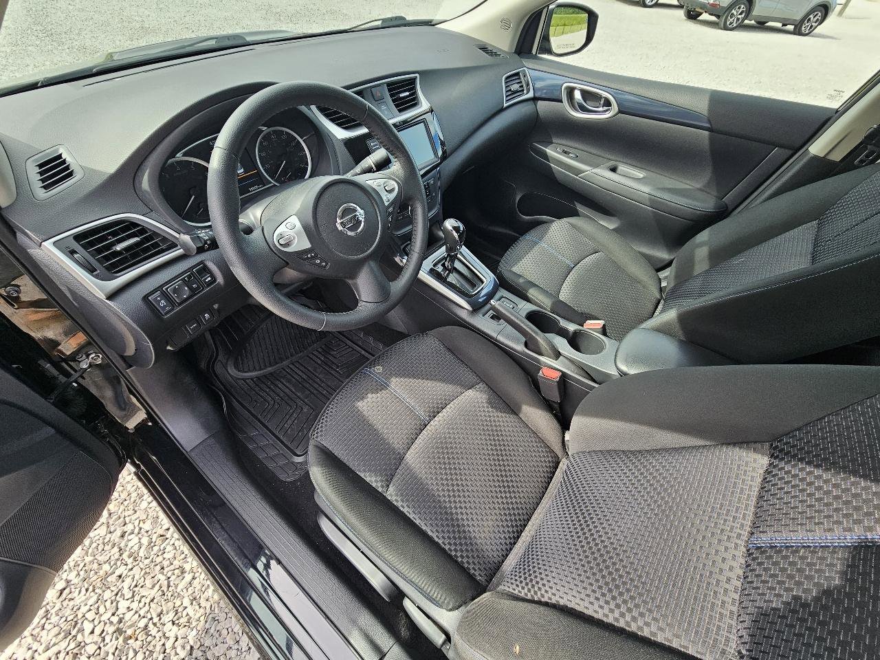 Used 2019 Nissan Sentra SR FWD image 16