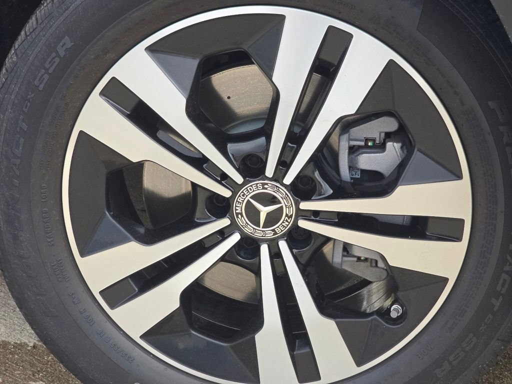 Certified 2025 Mercedes-Benz GLB 250 4MATIC image 10