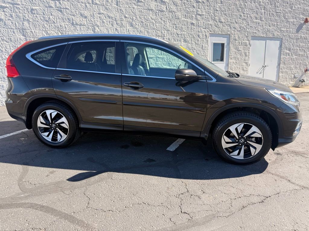 Used 2016 Honda CR-V Touring image 2