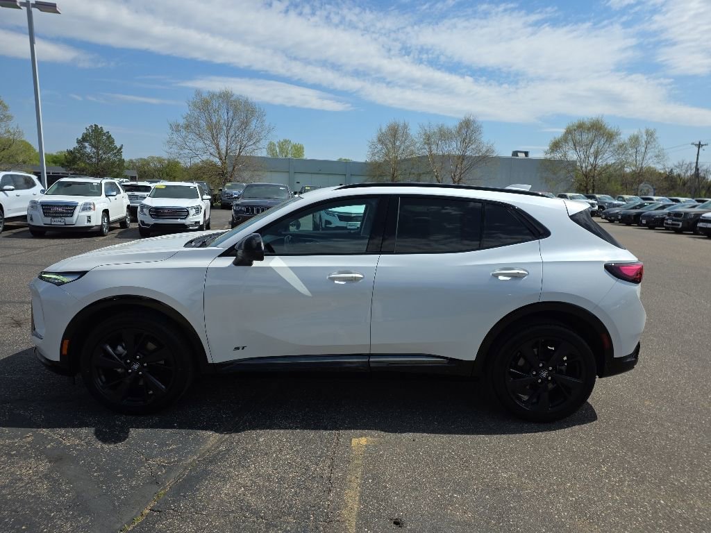 Used 2024 Buick Envision Sport Touring AWD/4WD image 9