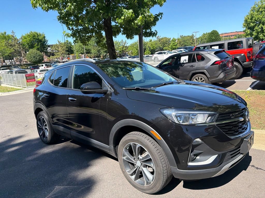 Used 2022 Buick Encore GX Select AWD/4WD image 4