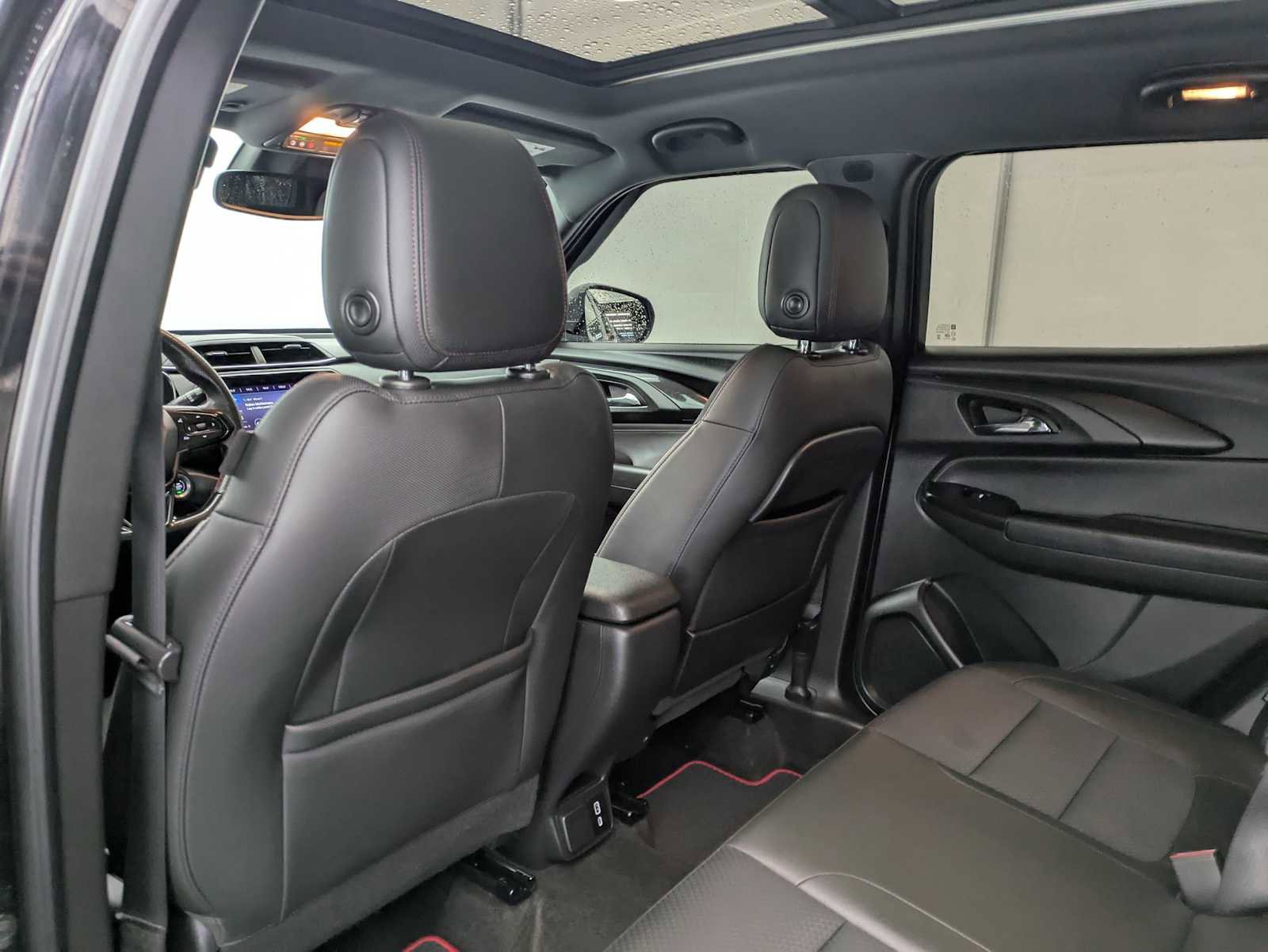 Used 2022 Chevrolet TrailBlazer RS w/ Sun and Liftgate Package image 19