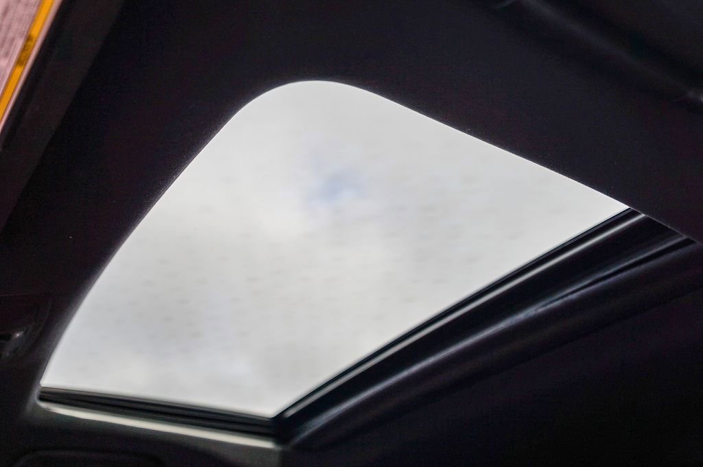 Used 2023 Lexus GX 460 Luxury w/ Sport Design Package image 28