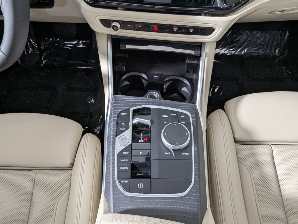 Used 2025 BMW 330i xDrive Sedan w/ M Sport Package image 36