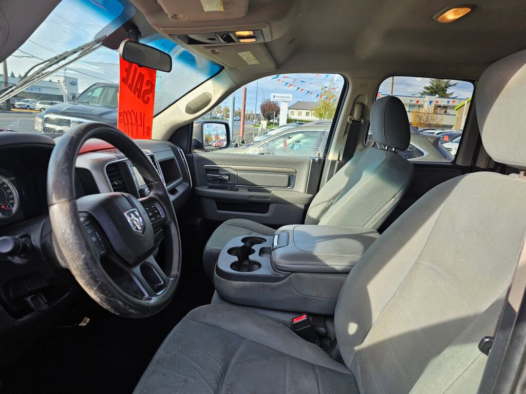 Used 2017 RAM 1500 Classic SLT image 26