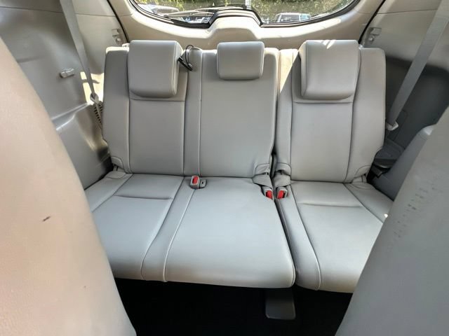 Used 2019 Toyota Highlander XLE AWD/4WD image 31