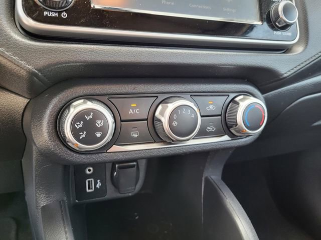 Used 2021 Nissan Versa S image 9