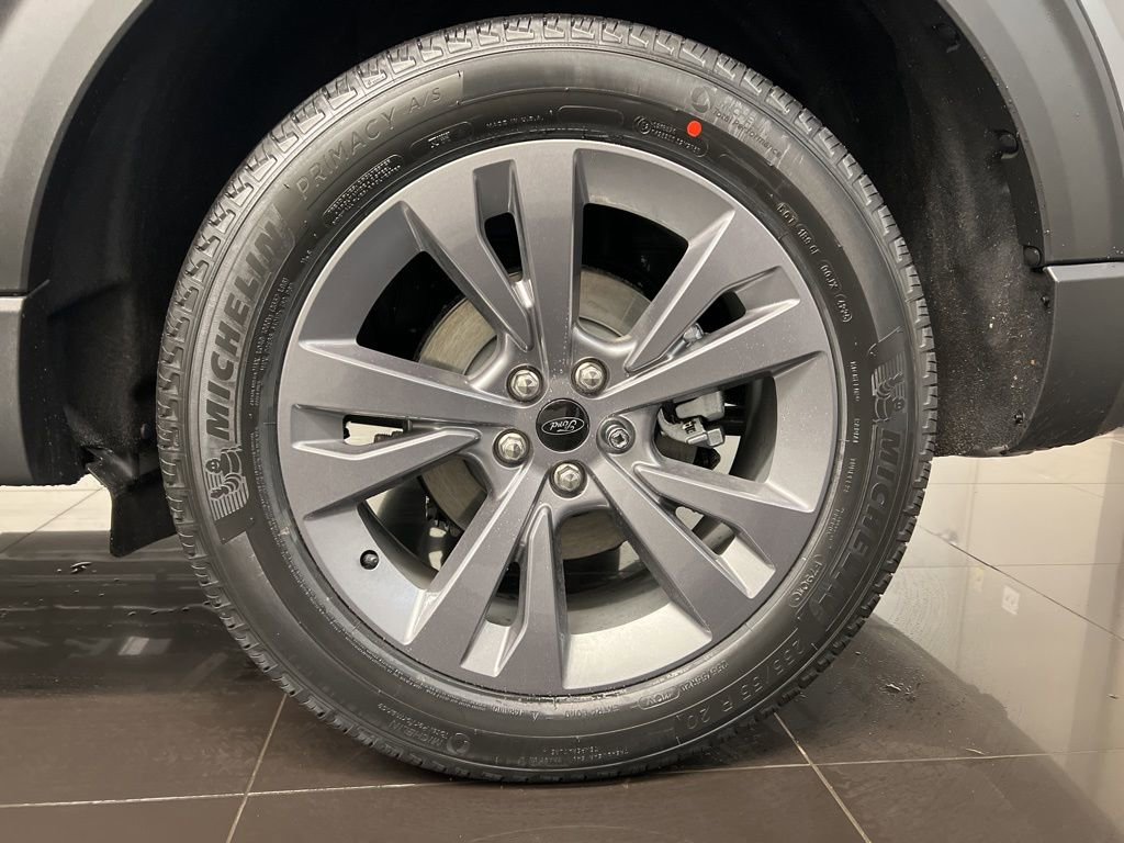 New 2026 Ford Explorer Active w/ Active Comfort Package AWD/4WD image 7