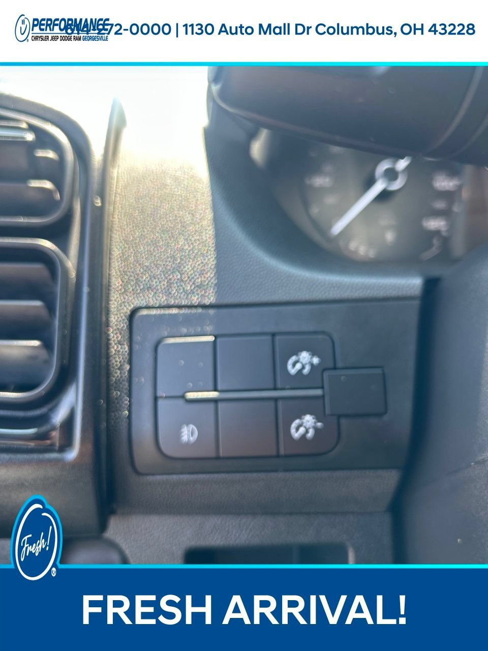 Used 2025 RAM ProMaster 1500 w/ Safety Group FWD image 17