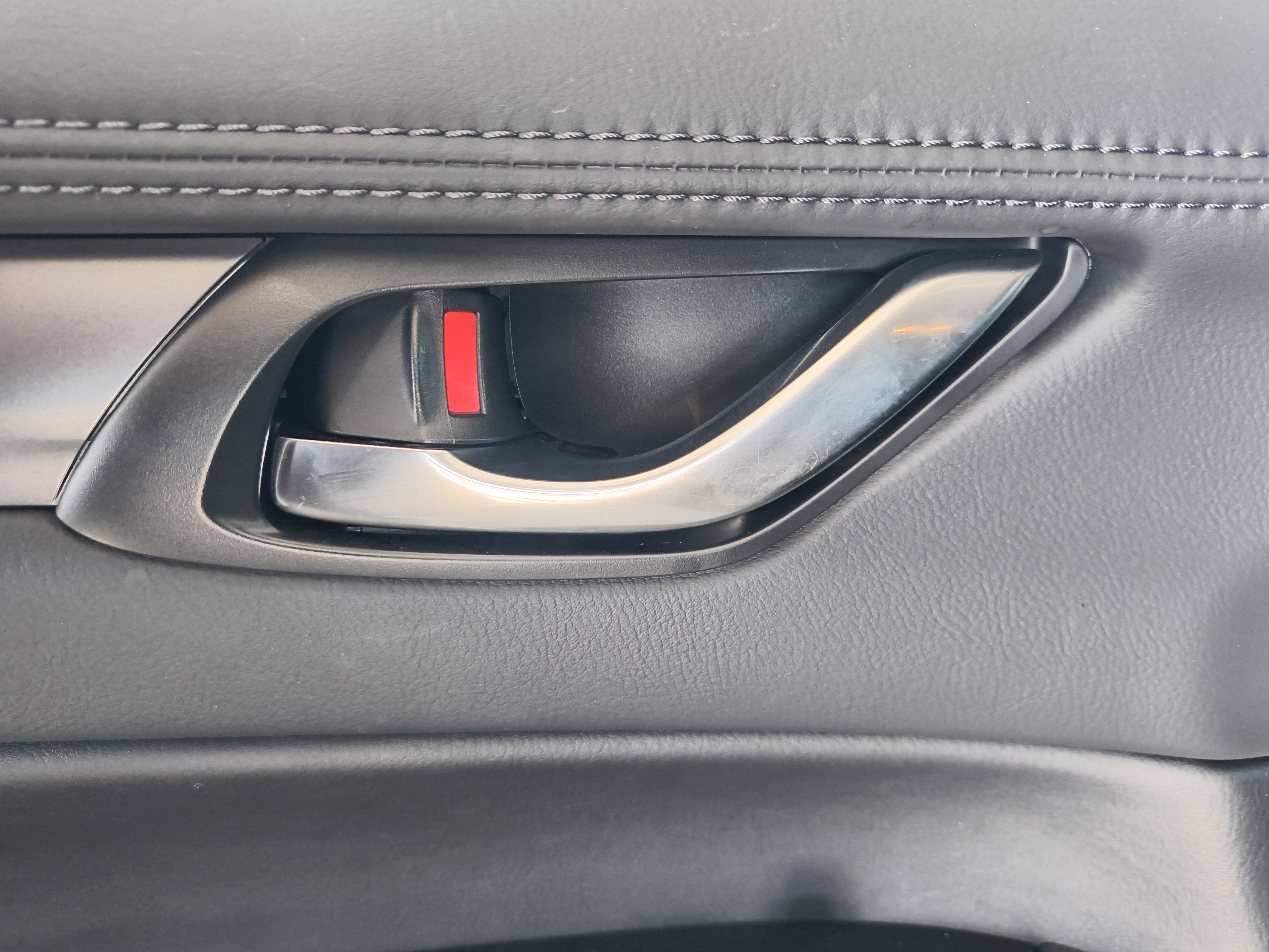 Used 2025 MAZDA CX-5 AWD 2.5 S w/ Preferred Package image 12