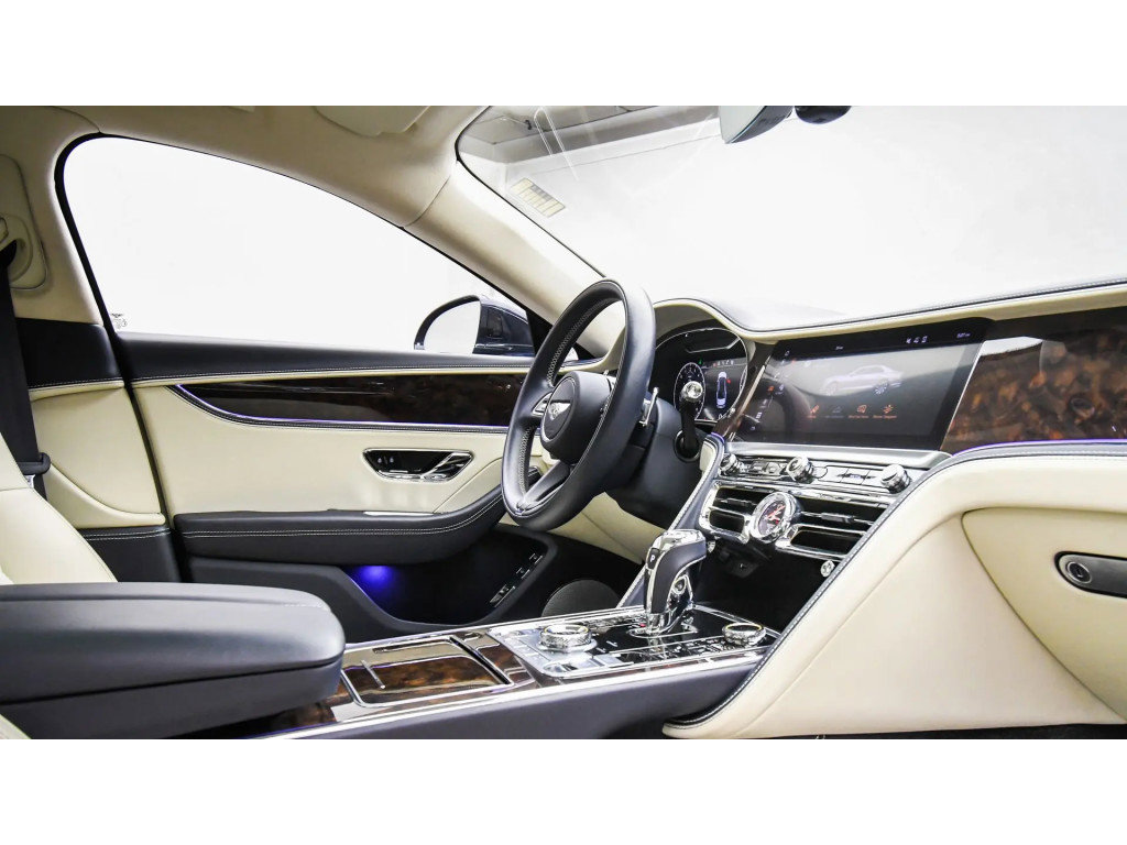 Certified 2024 Bentley Flying Spur Mulliner image 59