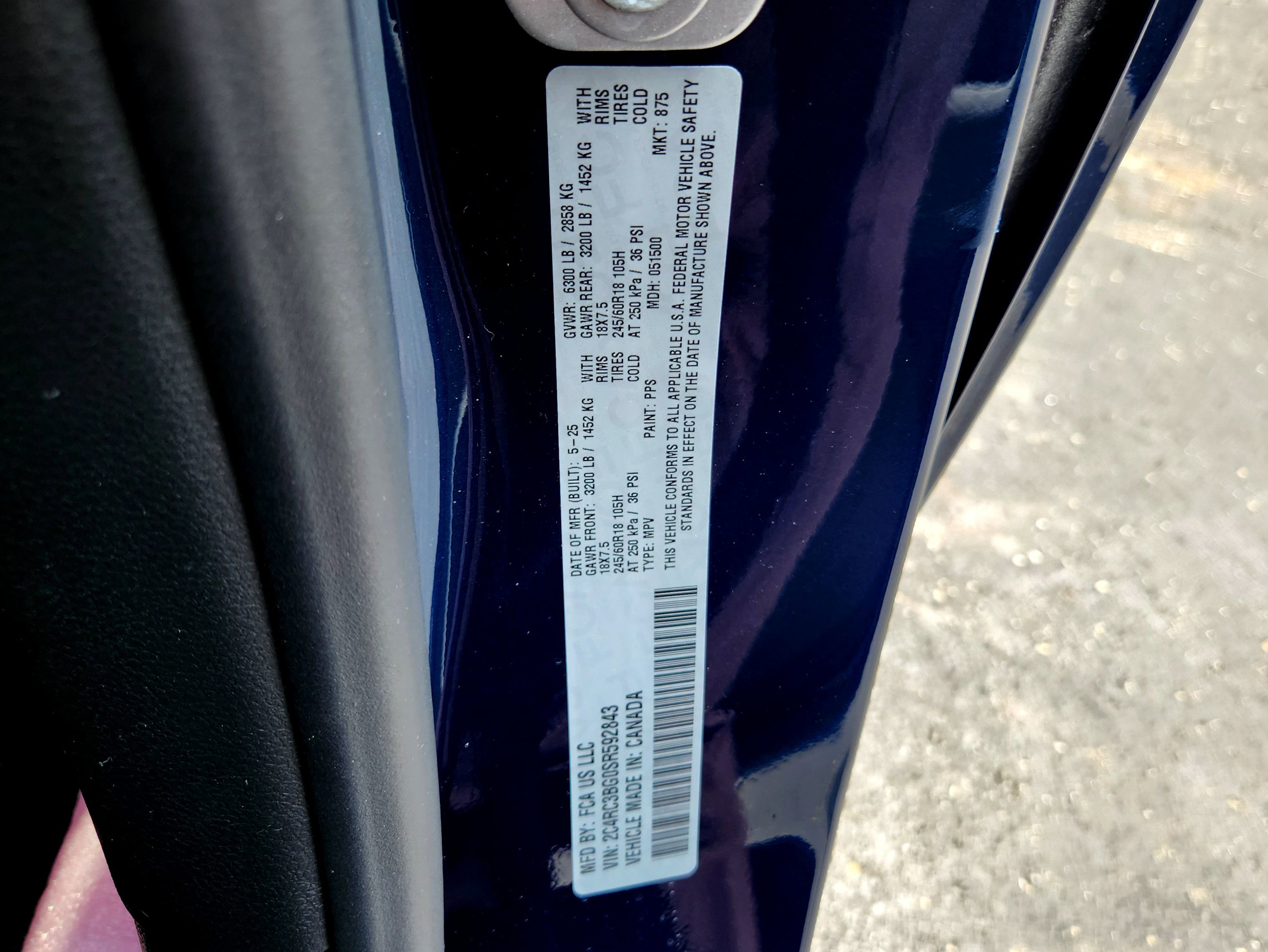 New 2025 Chrysler Pacifica Select w/ Uconnect Theater Family Group image 41