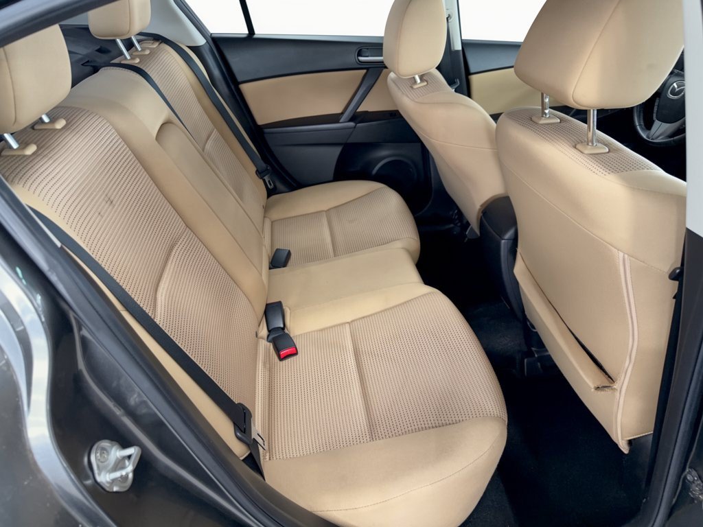 Used 2012 MAZDA MAZDA3 i Touring FWD image 29