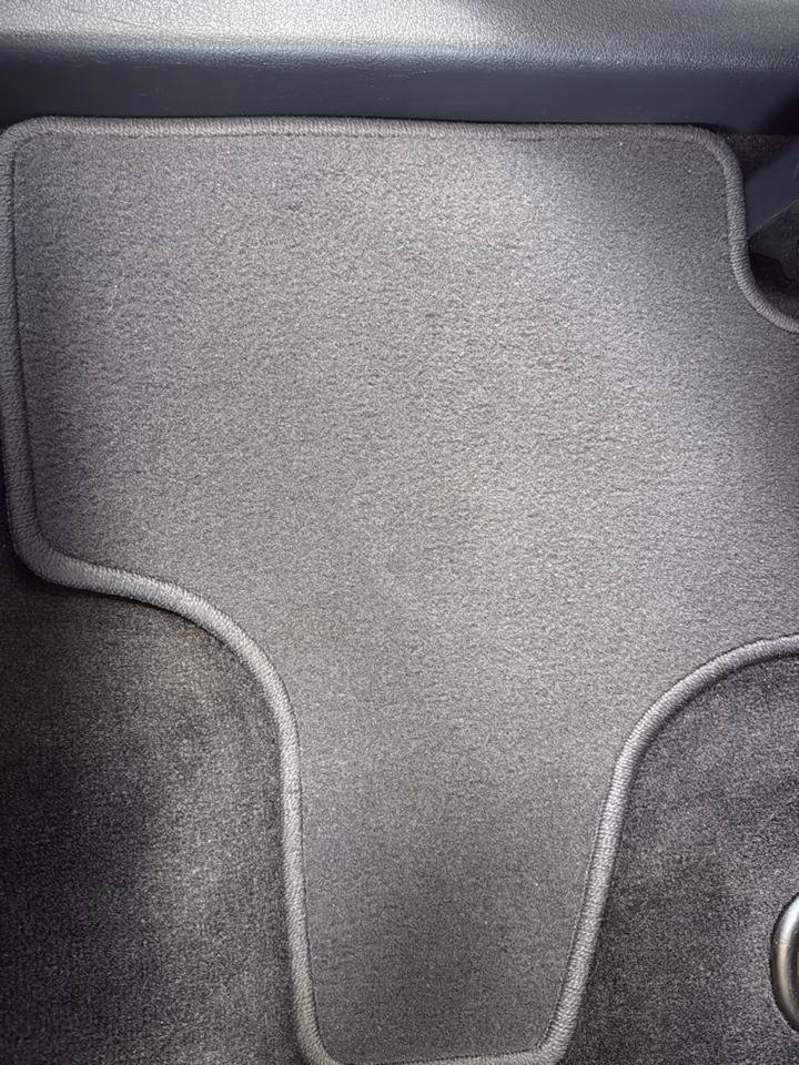 Used 2012 Jeep Liberty Sport RWD image 24