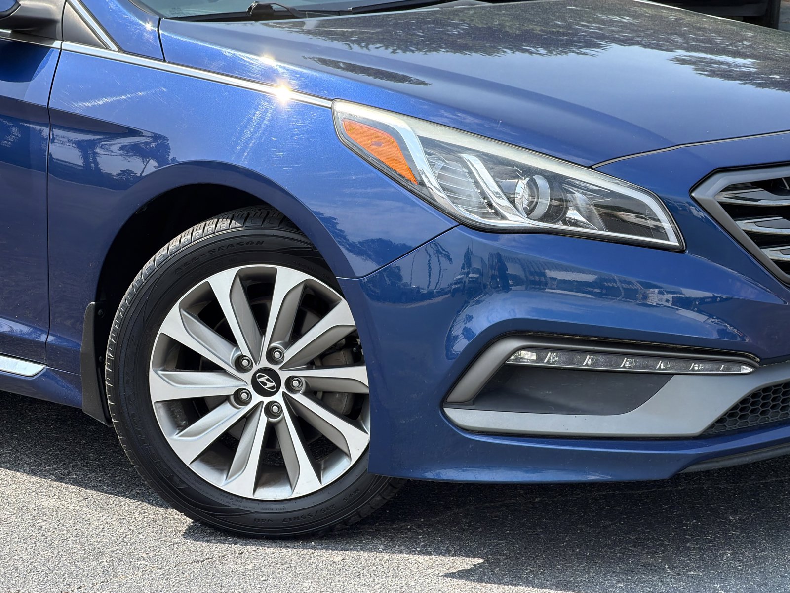 Used 2017 Hyundai Sonata Sport w/ Value Edition Package 02 FWD image 3