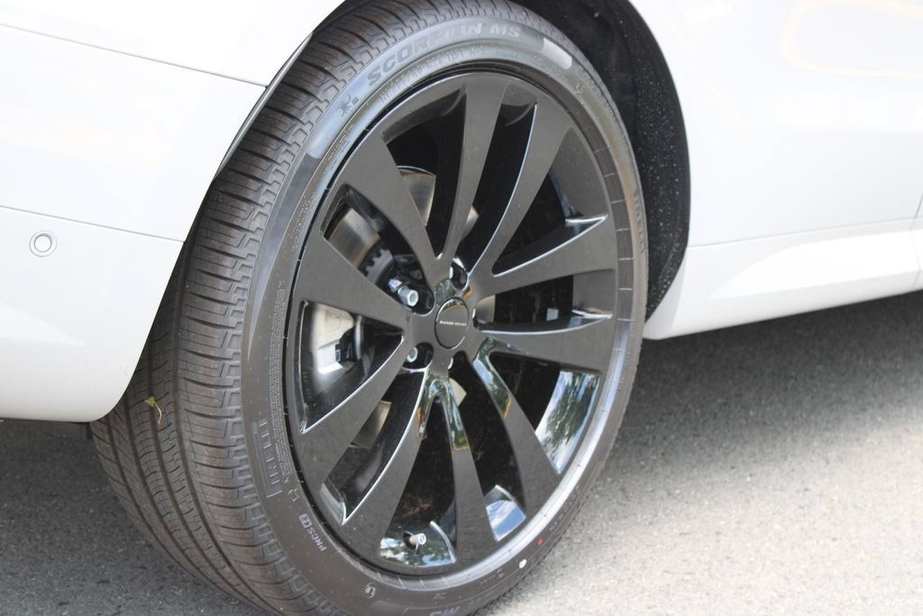 New 2026 Land Rover Range Rover Sport Dynamic SE AWD/4WD image 4