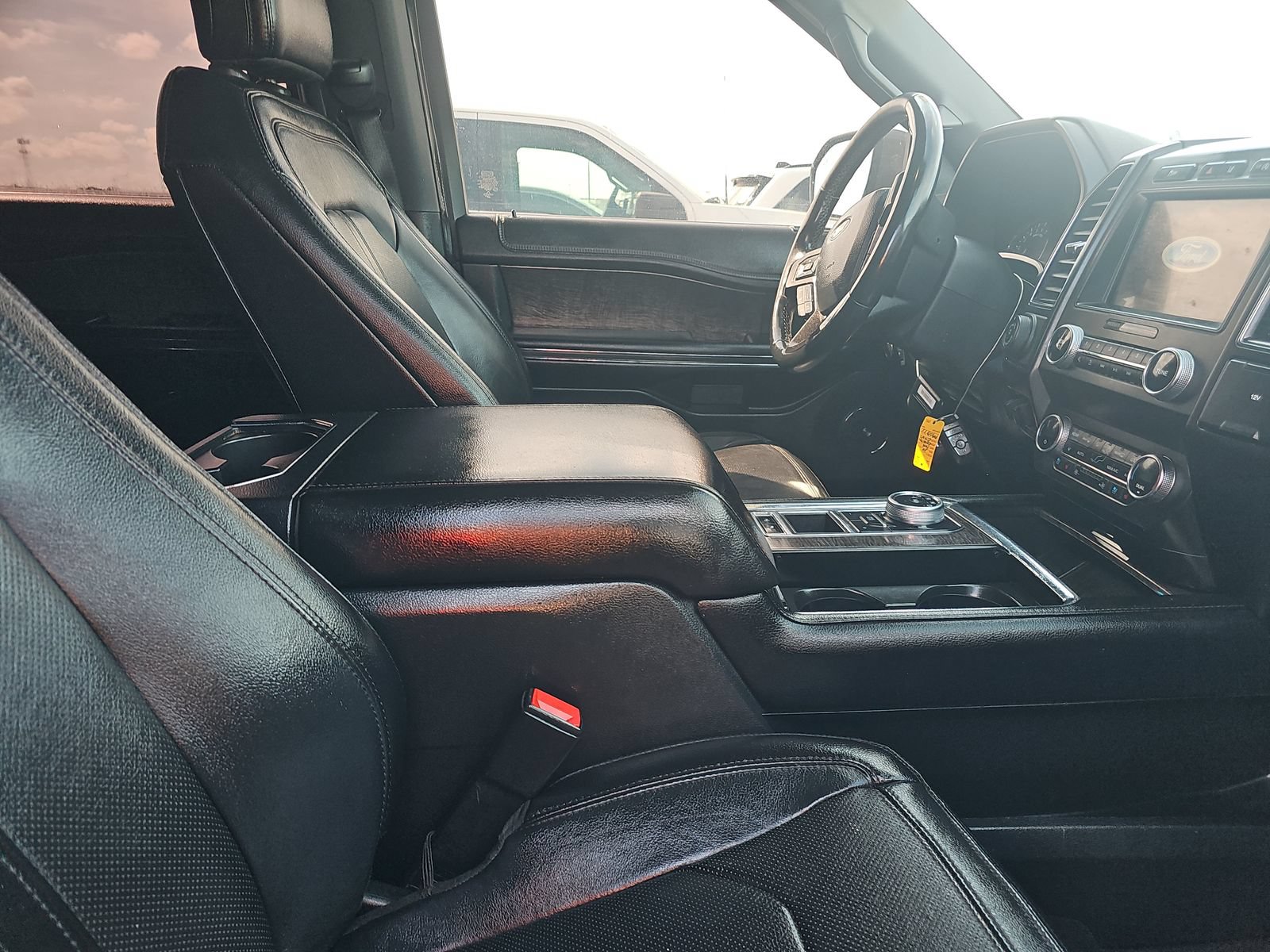 Used 2020 Ford Expedition Limited w/ Texas Edition Package RWD image 13