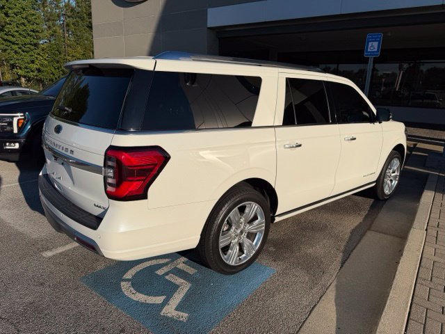 Used 2023 Ford Expedition Max Platinum AWD/4WD image 4