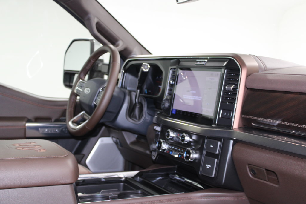 New 2026 Ford F250 King Ranch w/ Chrome Package AWD/4WD image 32