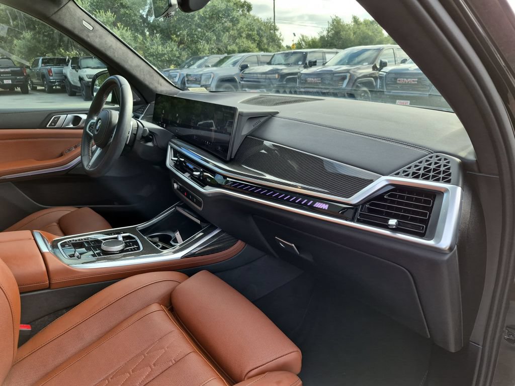 Used 2024 BMW X7 M60i w/ Climate Comfort Package AWD/4WD image 41